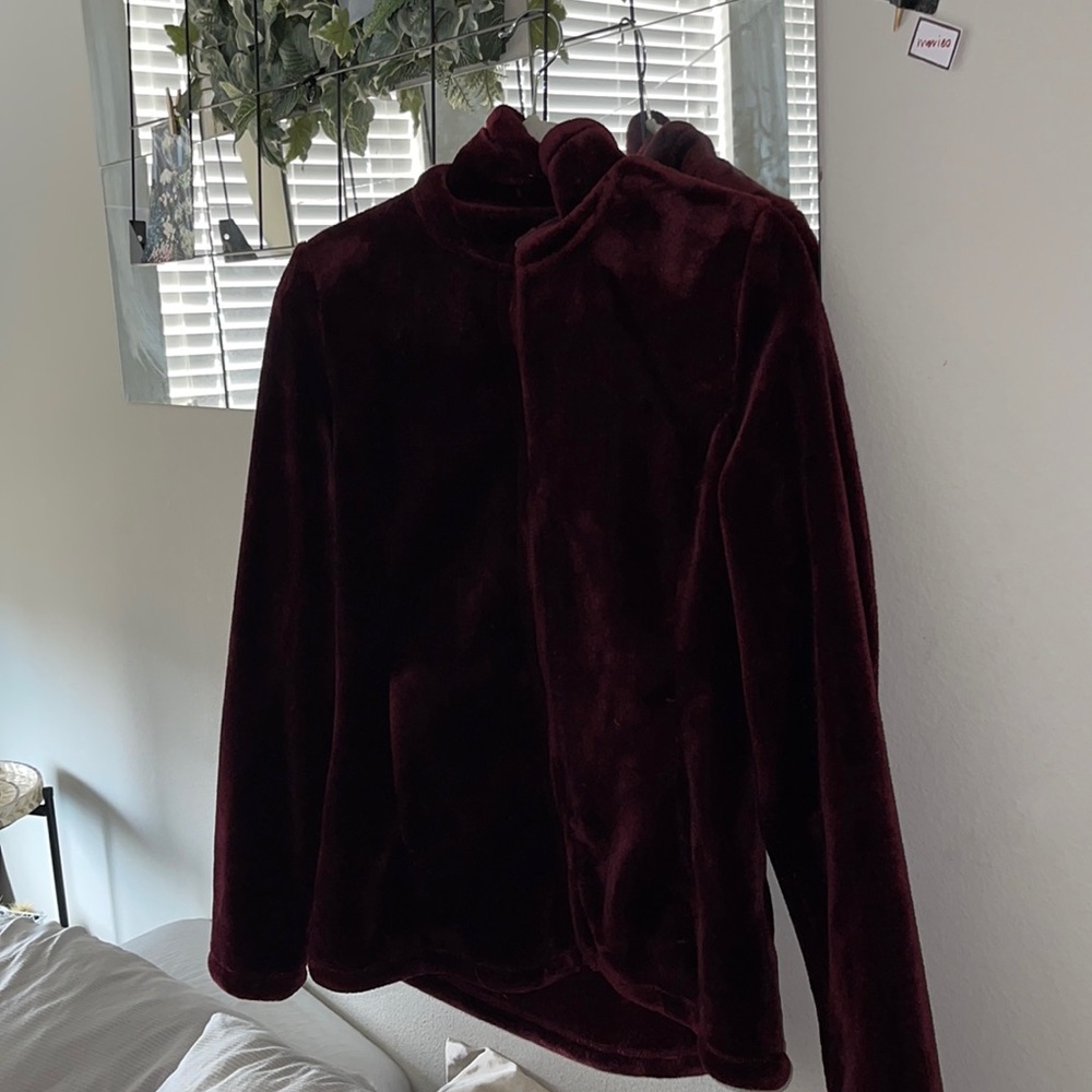EXTREMLY SOFT MAROON JACKET